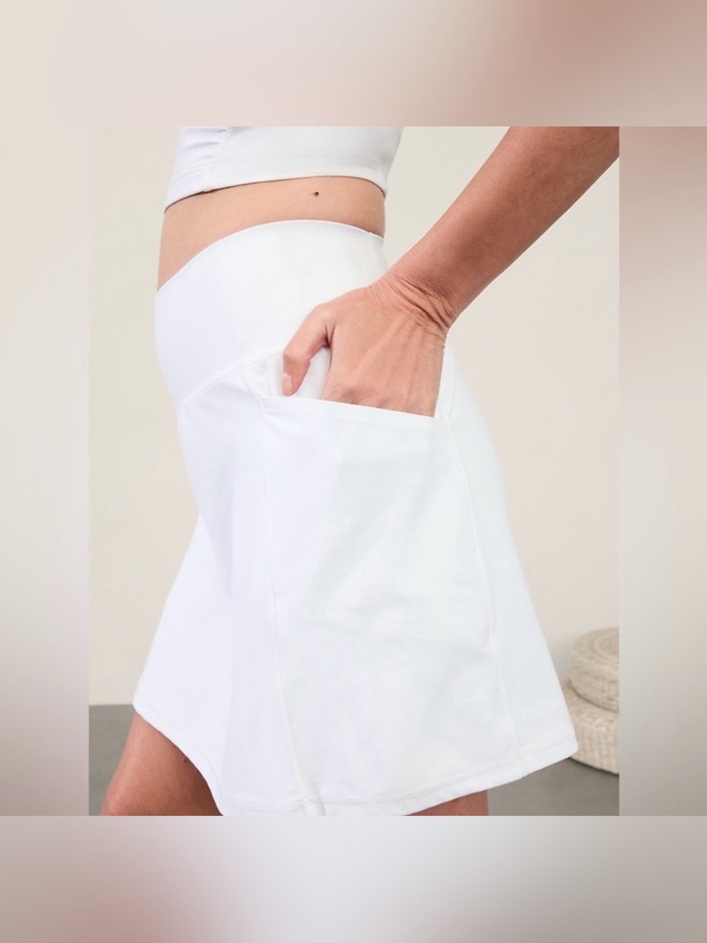 Nwt Athleta skirt size XL salutation stash 14.5 skirt msrp: $79
